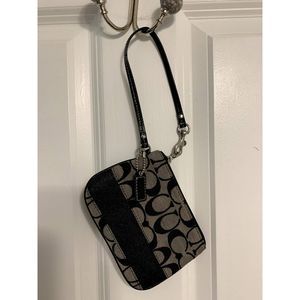 Coach Signature C Black Jacquard Canvas Wristlet - EUC